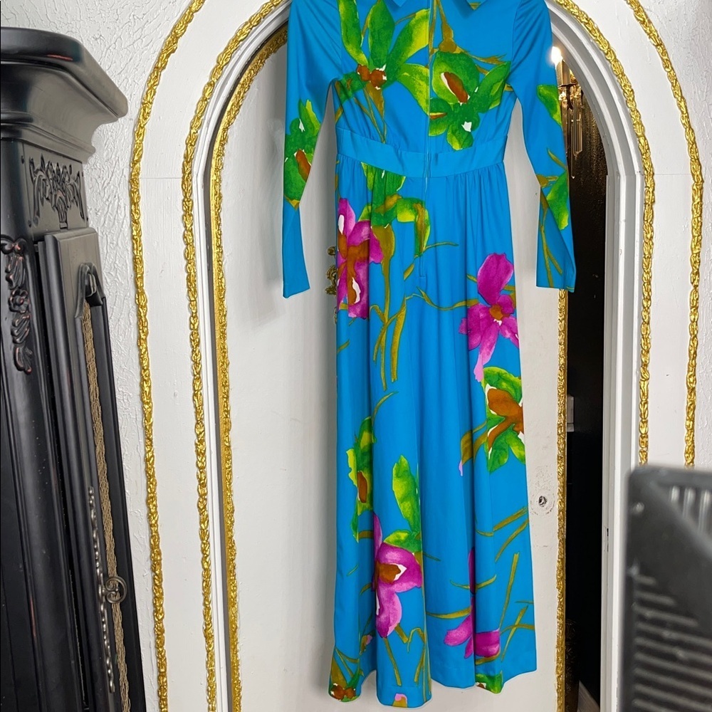 Vintage Tori Richard Honolulu | 60s/70s Orchid Hawaiian Floral | Size 8 - Picture 4 of 9